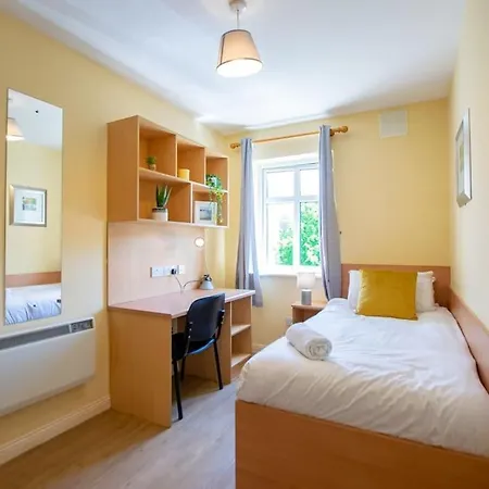 105 - Lovely Townhouse By Shortstays Semesterbostad