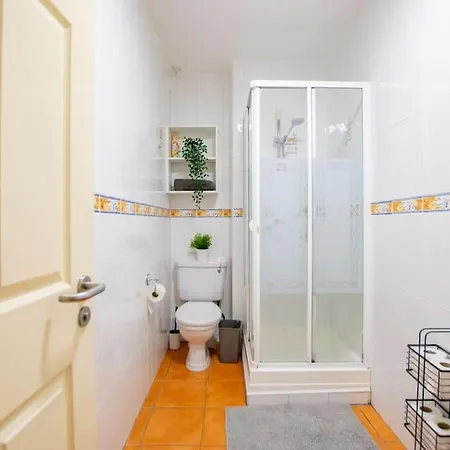 105 - Lovely Townhouse By Shortstays Semesterbostad